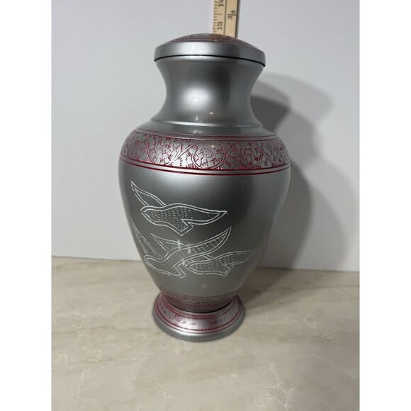 Funeral Urn – Large Adult Size – Silver & Red Engraved Birds Cremation Ashes NIB - Picture 3 of 6